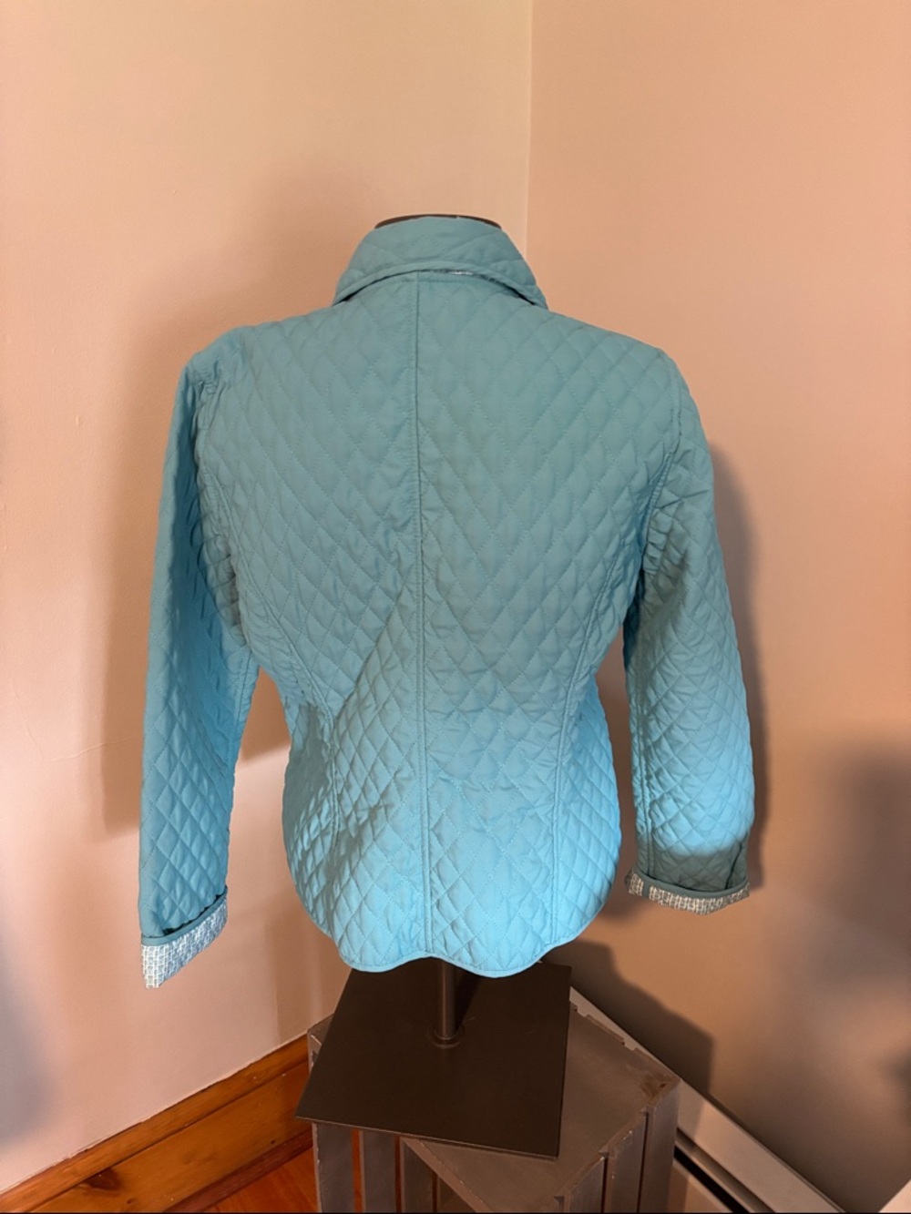 Light Blue Quilted Women's Jacket petite size 6